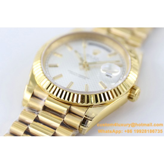 DayDate 228238 40mm YG/YG Silver Textured Dial TWS A2836