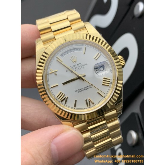 DayDate 40mm YG/YG Silver/Rmn EWF A2836
