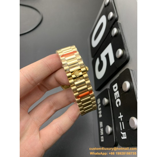 DayDate 40mm YG/YG Gold/Stk EWF A2836