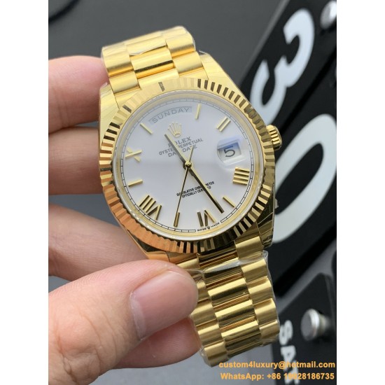 DayDate 40mm YG/YG White/Rmn EWF A2836