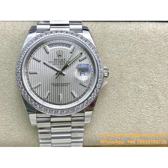 Rolex - DayDate 40mm Pres SS/SS Patterned Silver Stk Flut EWF VR3255
