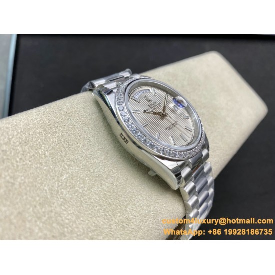 Rolex - DayDate 40mm Pres SS/SS Patterned Silver Stk Flut EWF VR3255