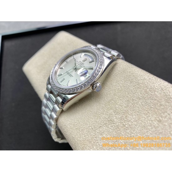 Rolex - DayDate 40mm Pres SS/SS Patterned Silver Stk Flut EWF VR3255