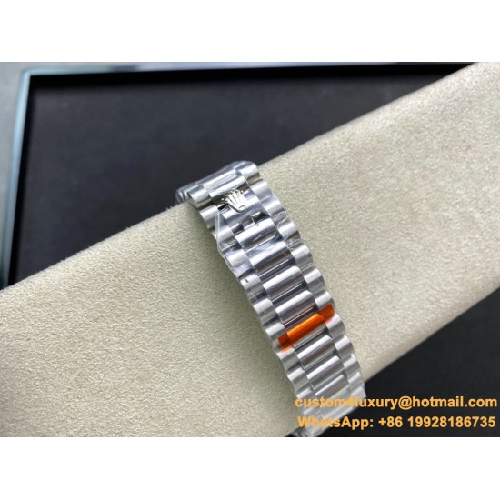 Rolex - DayDate 40mm Pres SS/SS Patterned Silver Stk Flut EWF VR3255